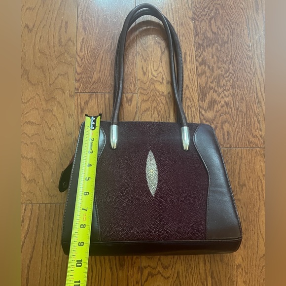Vintage Kismet Stingray Burgundy Leather Handbag - Picture 4 of 15